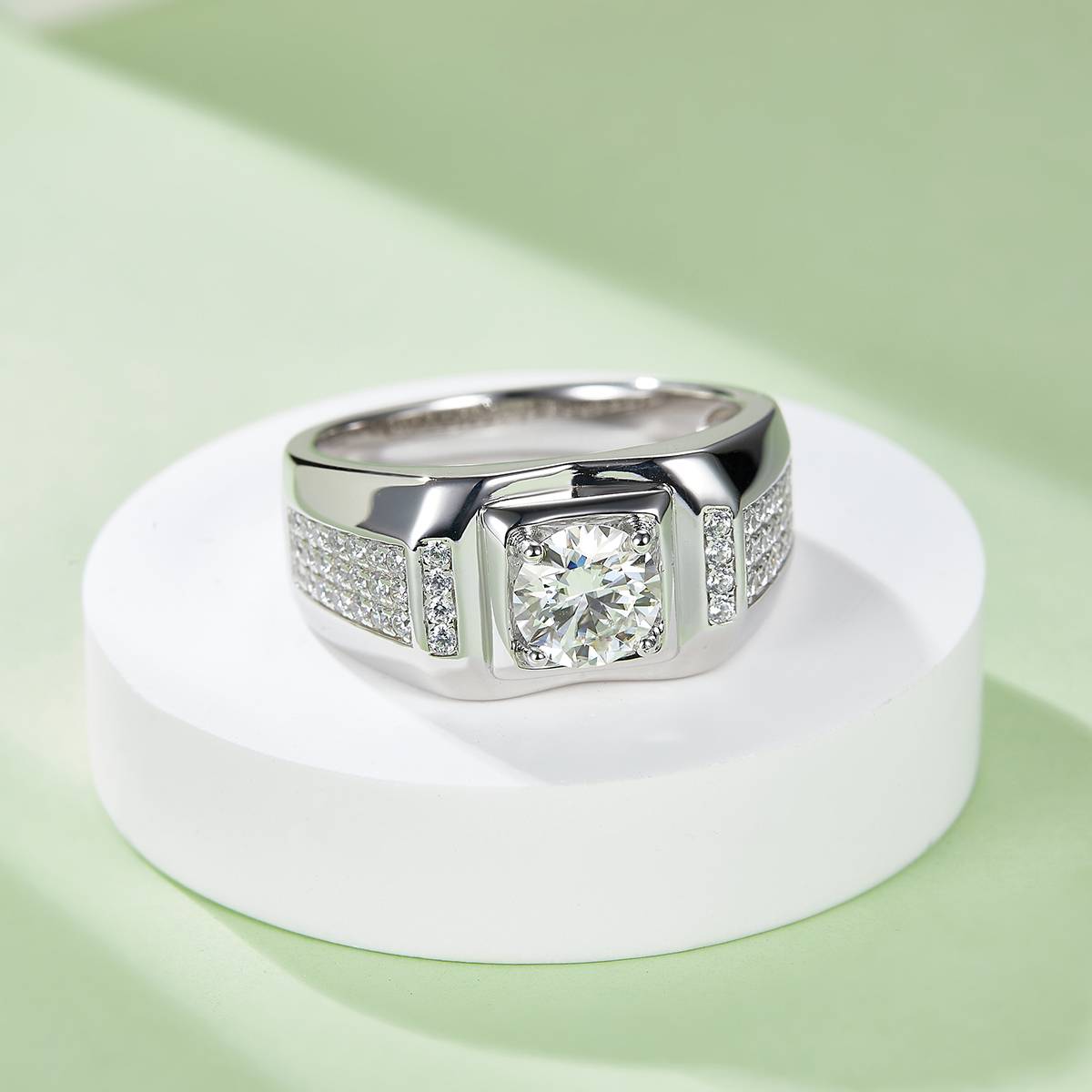 Wenze S925 Silver Plated Platinum Moissanite Diamond Men's Ring 1 Carat D-Class
